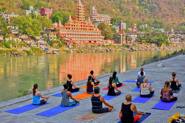 From Beginner to Teacher: 200 Hour Yoga TTC in Rishikesh