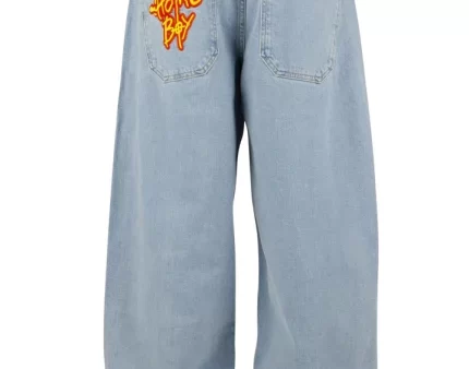 How should baggy jeans fit men