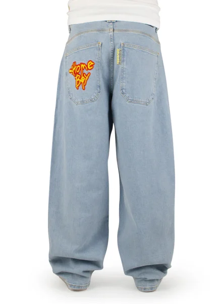 How should baggy jeans fit men