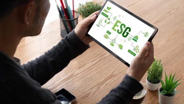 The Complete Guide to ESG Reporting Tools: How Businesses Track, Measure, and Improve Sustainability Performance