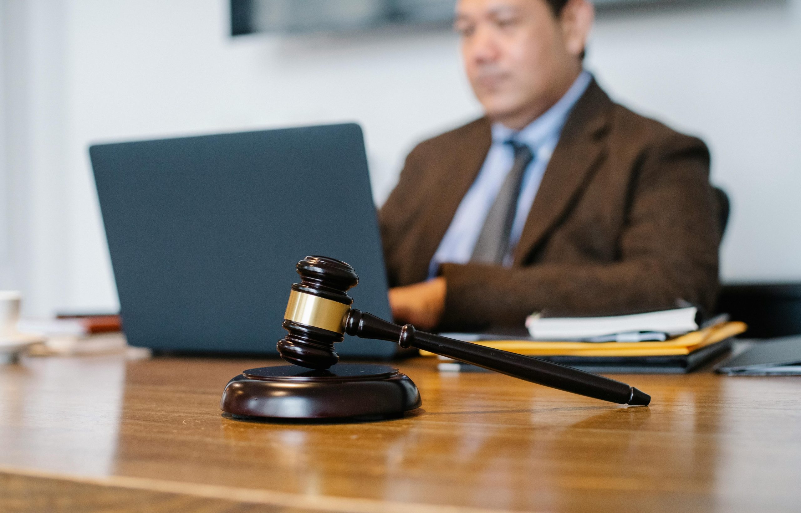 Legal employment contract Sweden