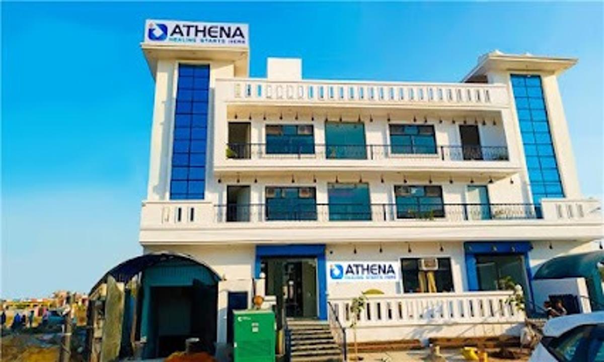 Deaddiction Center in Noida