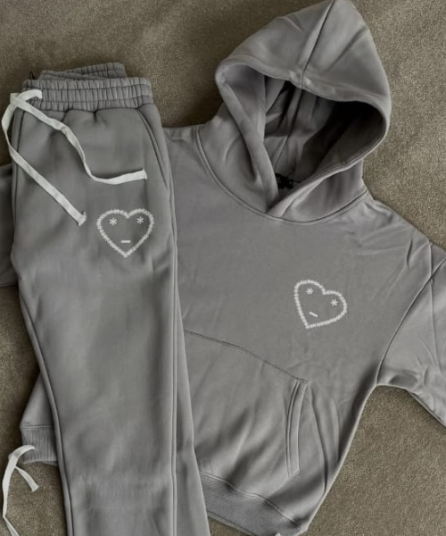 carsicko tracksuit